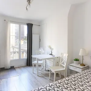 orsay-cosy-studio-apartment.fr-paris.fr/